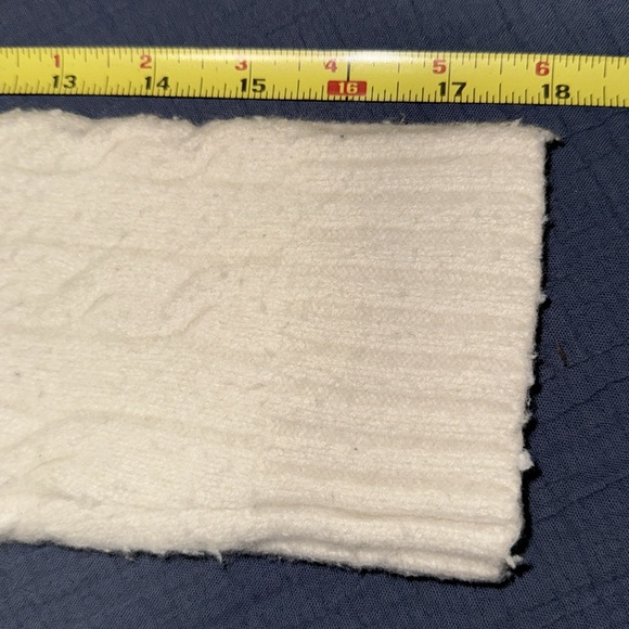 Sunday Best Moss Sweater EUC M - Picture 6 of 8